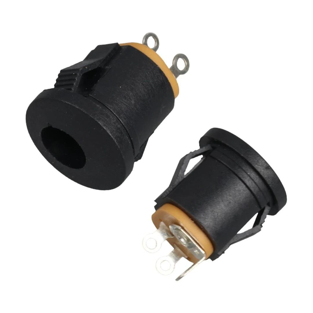 Geçmeli yuvarlak gövdeli 2.1 mm DC jak girişi
